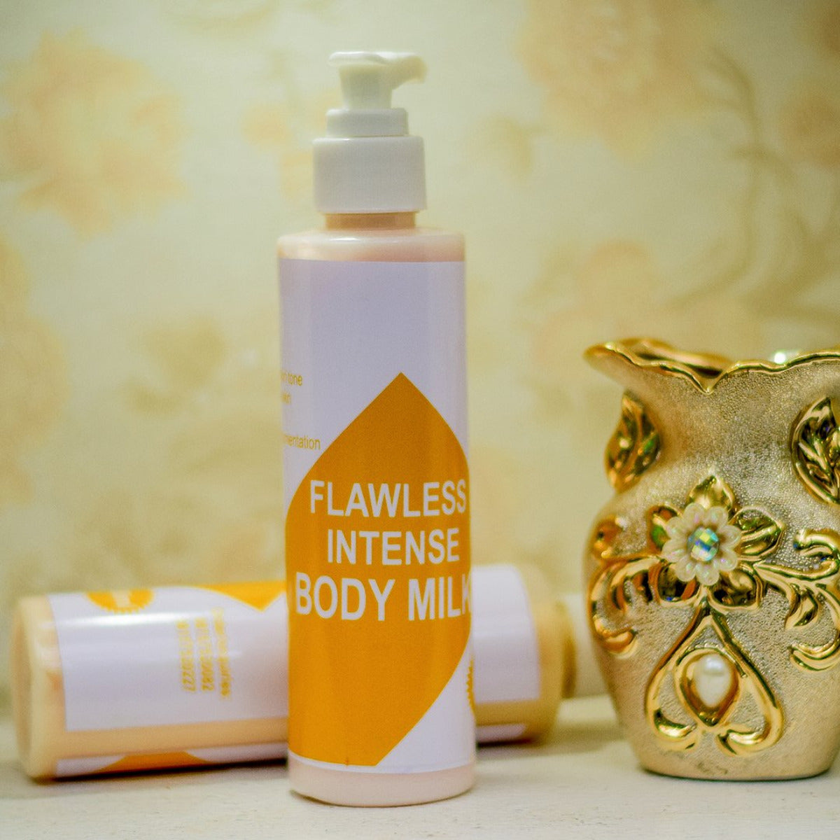 Flawless intense body milk for skin toning